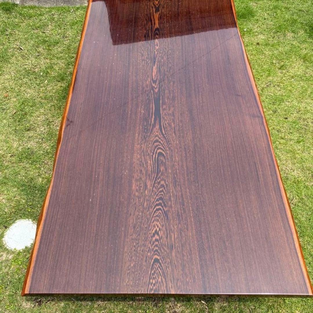 無垢材・鉄刀木（タガヤサン）の座卓