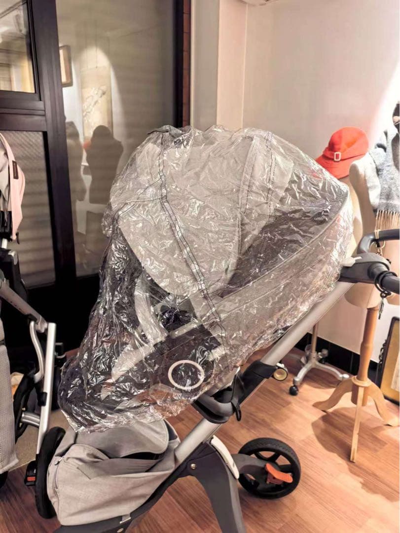 STOKKE ベビーカー グレー レインカバー、蚊帳、収納バッグ付き