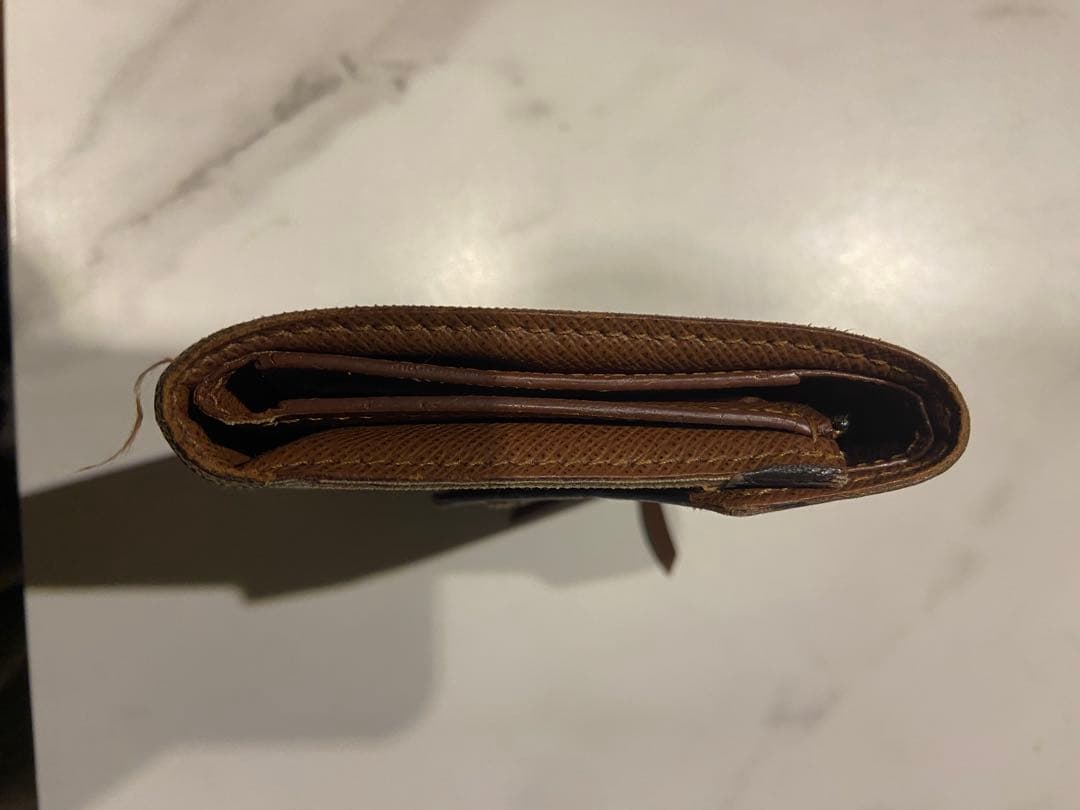 ルイヴィトン　LOUISVUITTON 財布