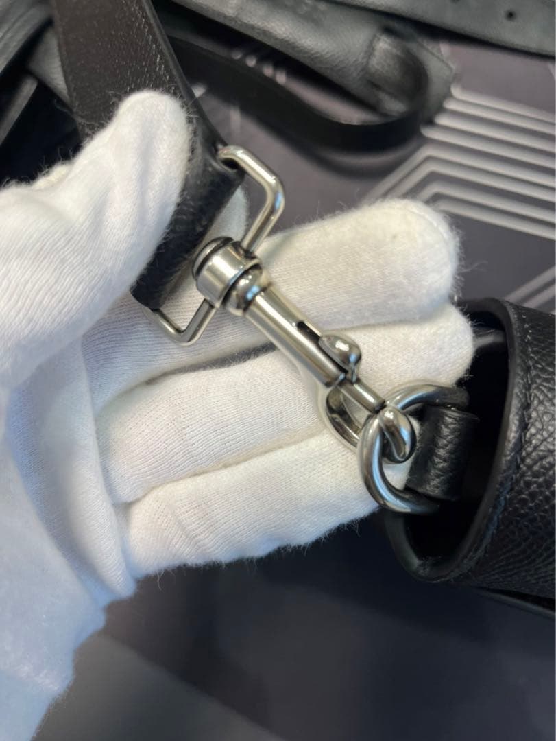 バレンシアガ　downtown メッセンジャー　24SS バッグ