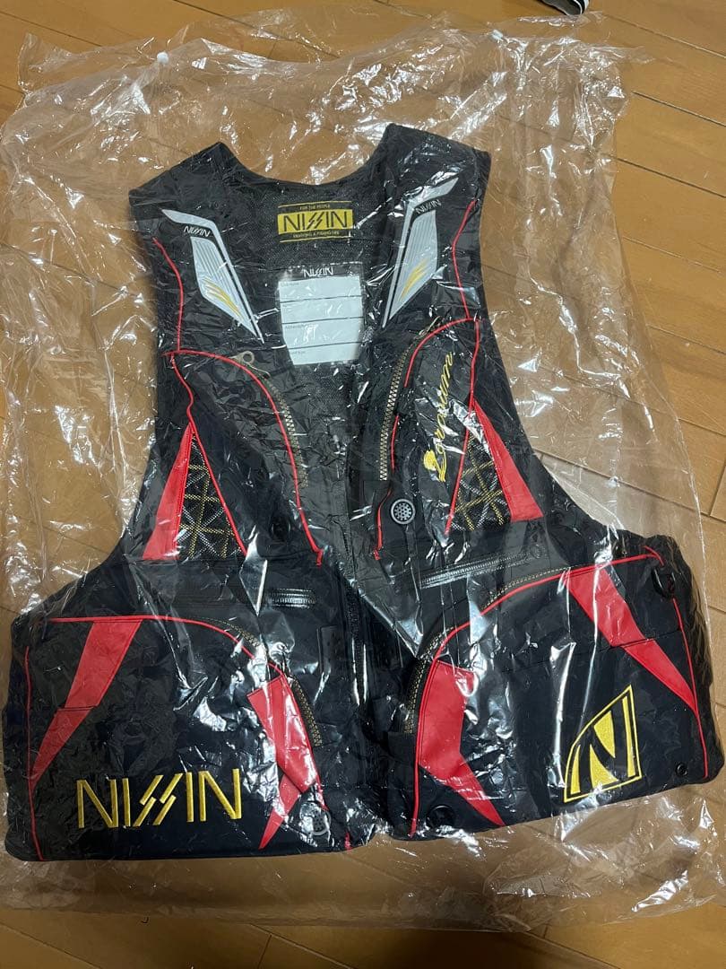 NISSIN ライフジャケット 黒/赤