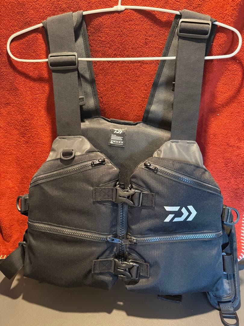 【新品・未使用】 ダイワ タクティカルゲームベスト DF-4020