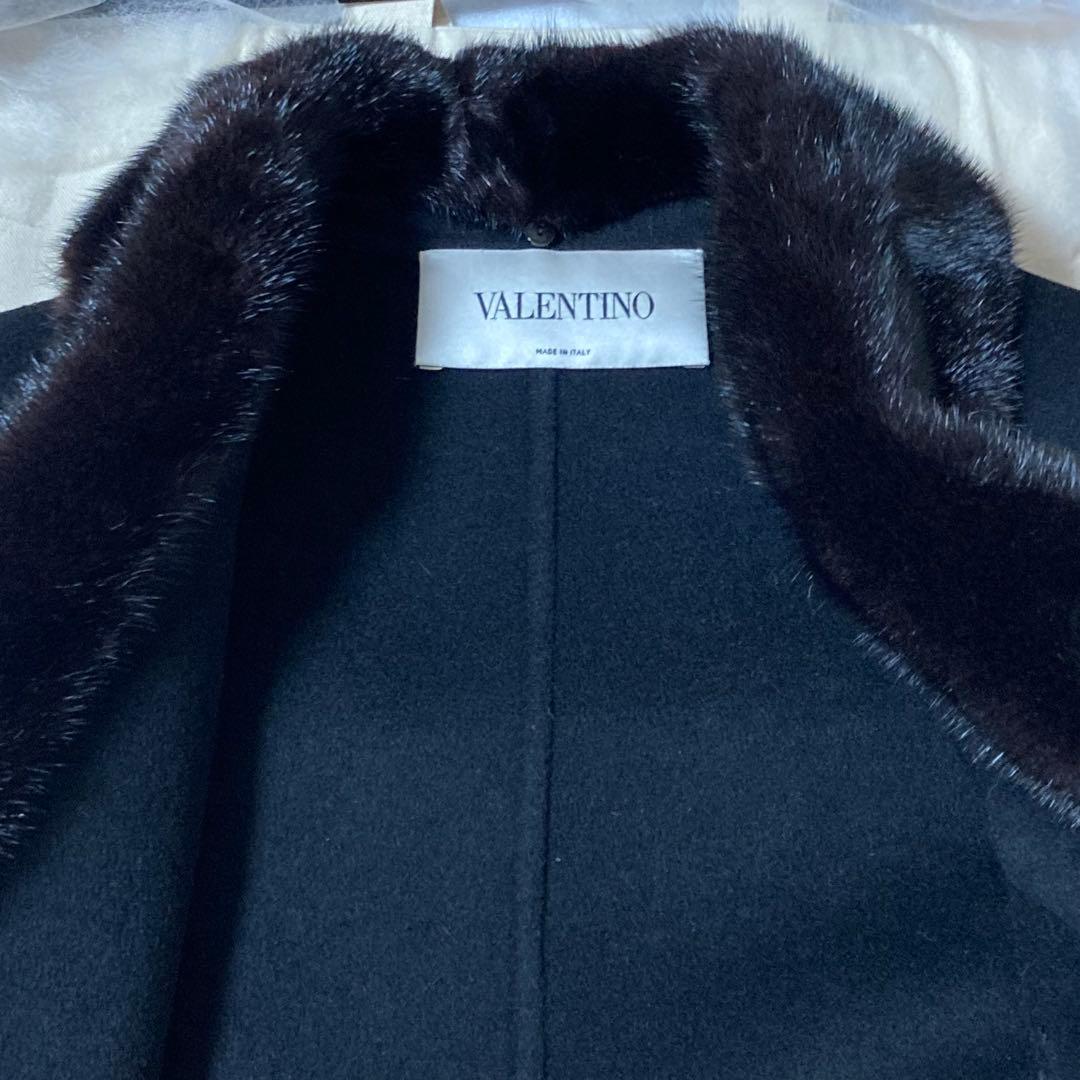【2/15までの出品】ヴァレンティノ ブラックロングコートカシミヤ混ファー付き