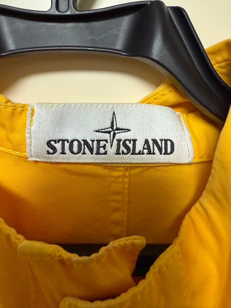 【売り切りたいので値下げ中】ストーンアイランド　マウンテンジャケット Mサイズ