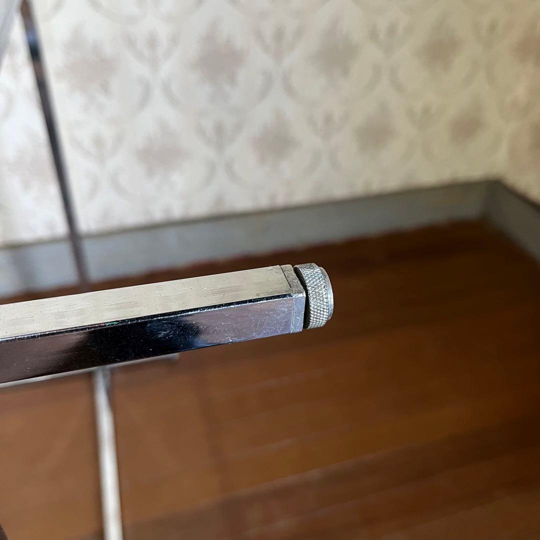 【アンティーク】アイアンフレーム 2段 ガラスラック 飾り棚 シェルフ 什器