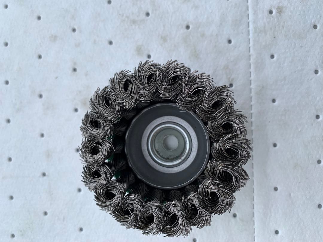 Osborn製とヤナセ製のカップブラシセット‼️おまけ付き‼️