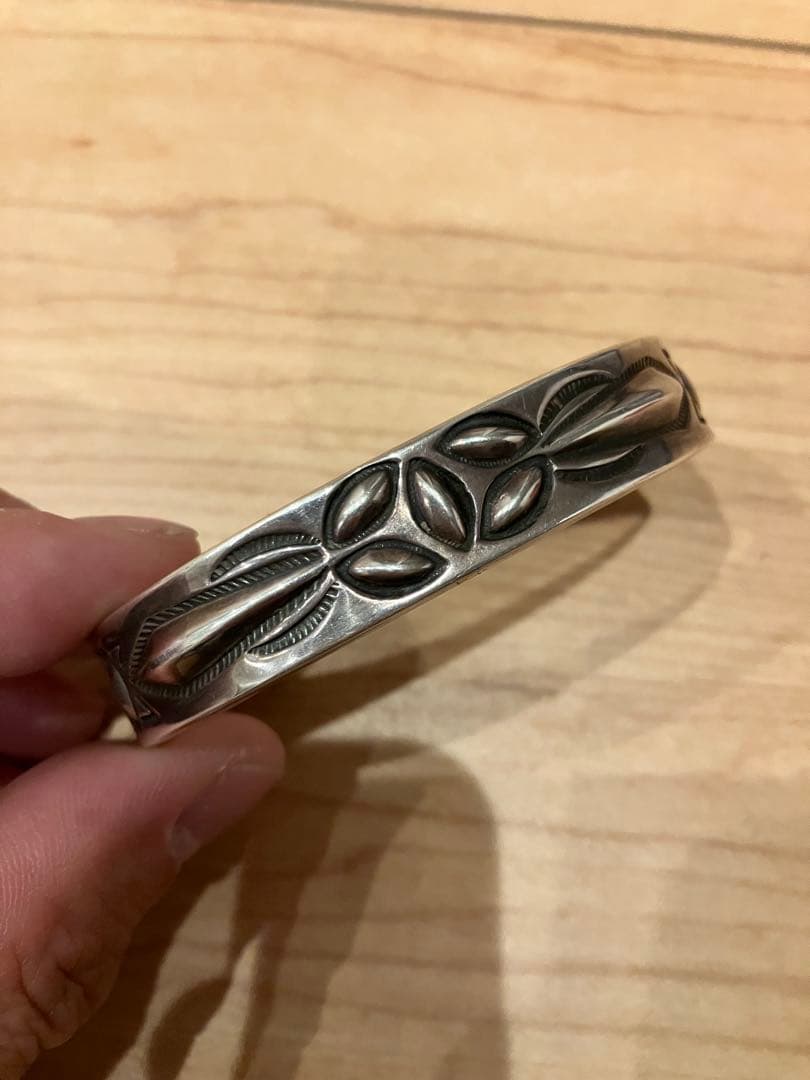 レイアダカイ　バングル　本日のみ値下げ！