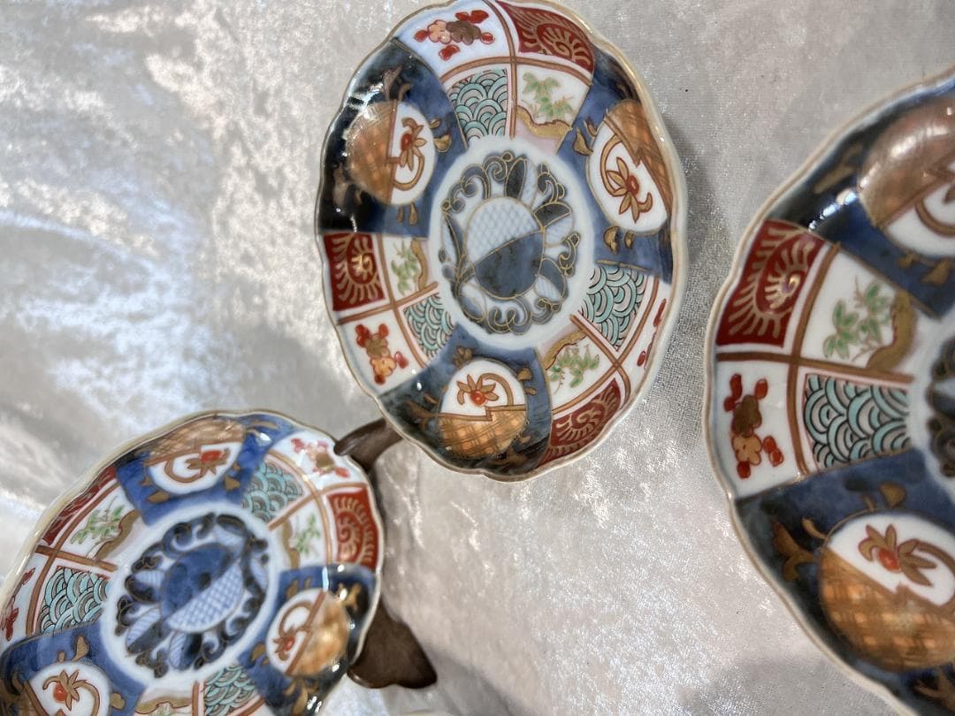 金彩色絵花草紋輪花小皿　伊万里焼　明治　5枚組