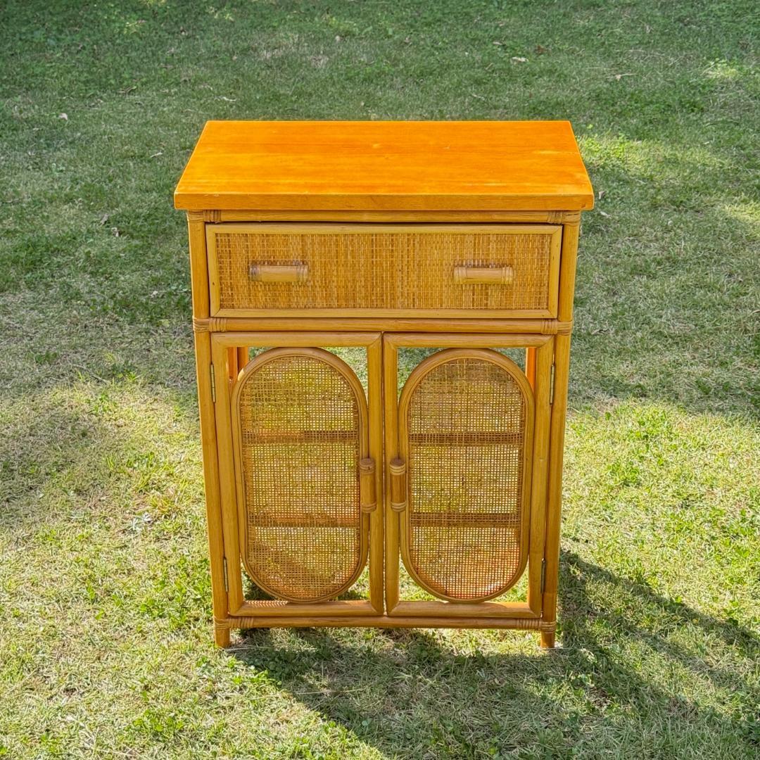 ビンテージ　オールドラタン　キャビネット　ランドリーラック