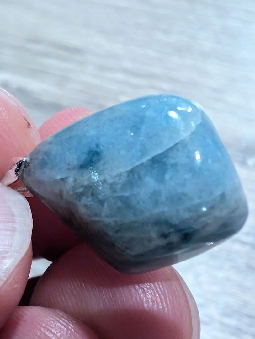 コン沢　糸魚川　小滝川　翡翠　上質　透過良好　青翡翠