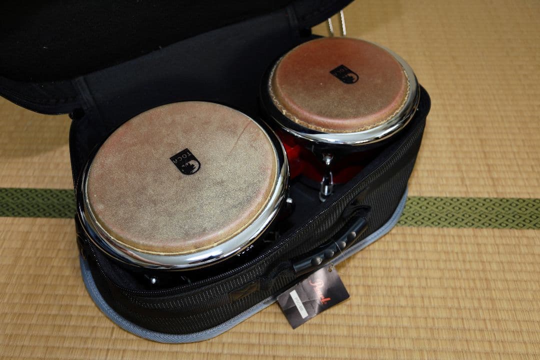 TOCA カスタムシリーズボンゴ レッド キャリングケース付きスタンドは新品です