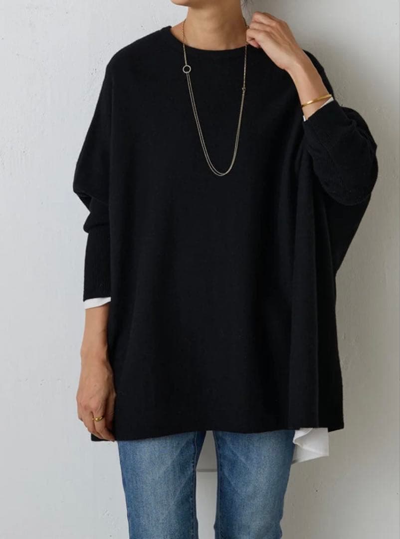 【美品】ビアズリー　ビッグショートクルーネックニット　ブラック