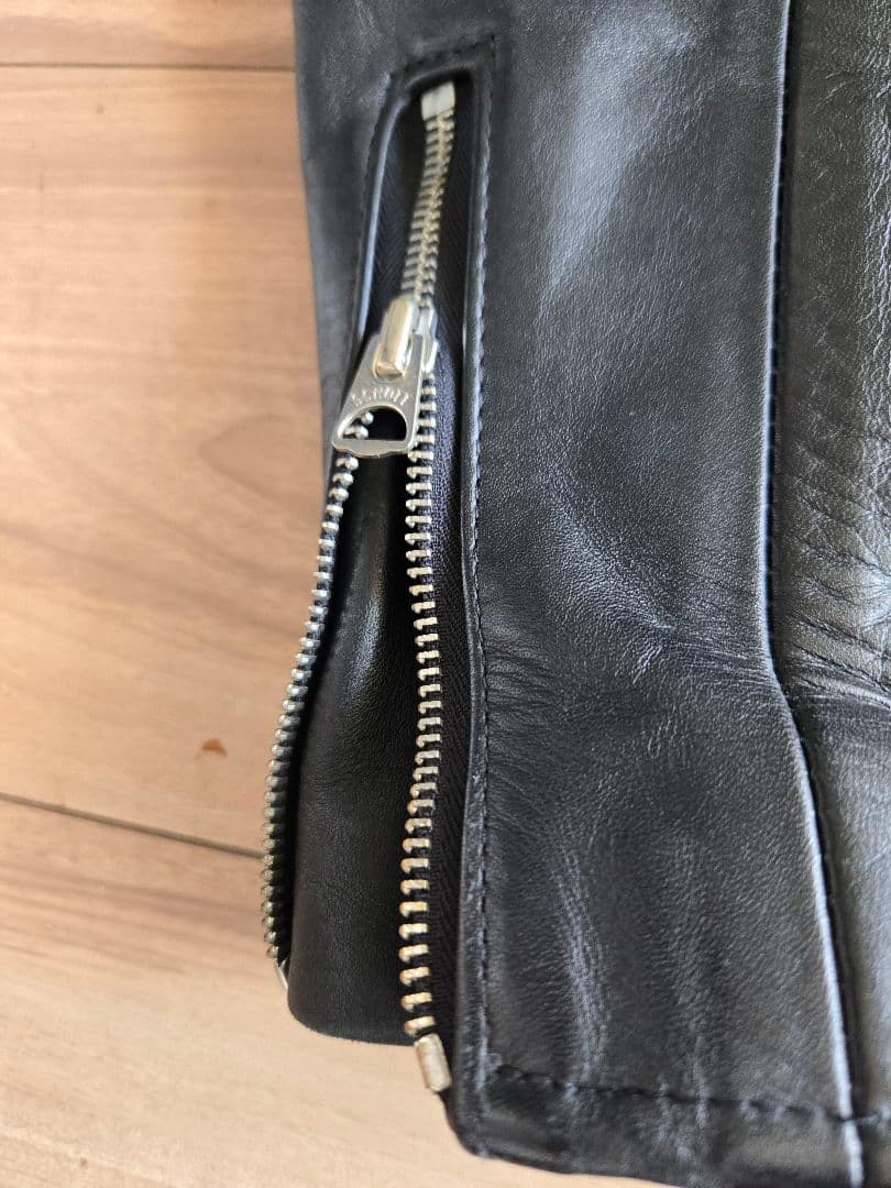 専用のハンガーお付けします！Schott ブラック レザー シングルライダース