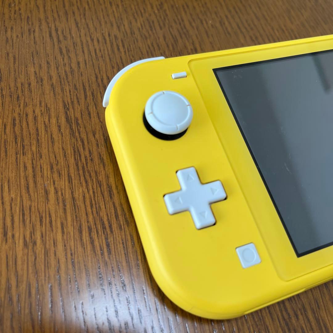 Nintendo Switch Lite イエロー(箱付き)