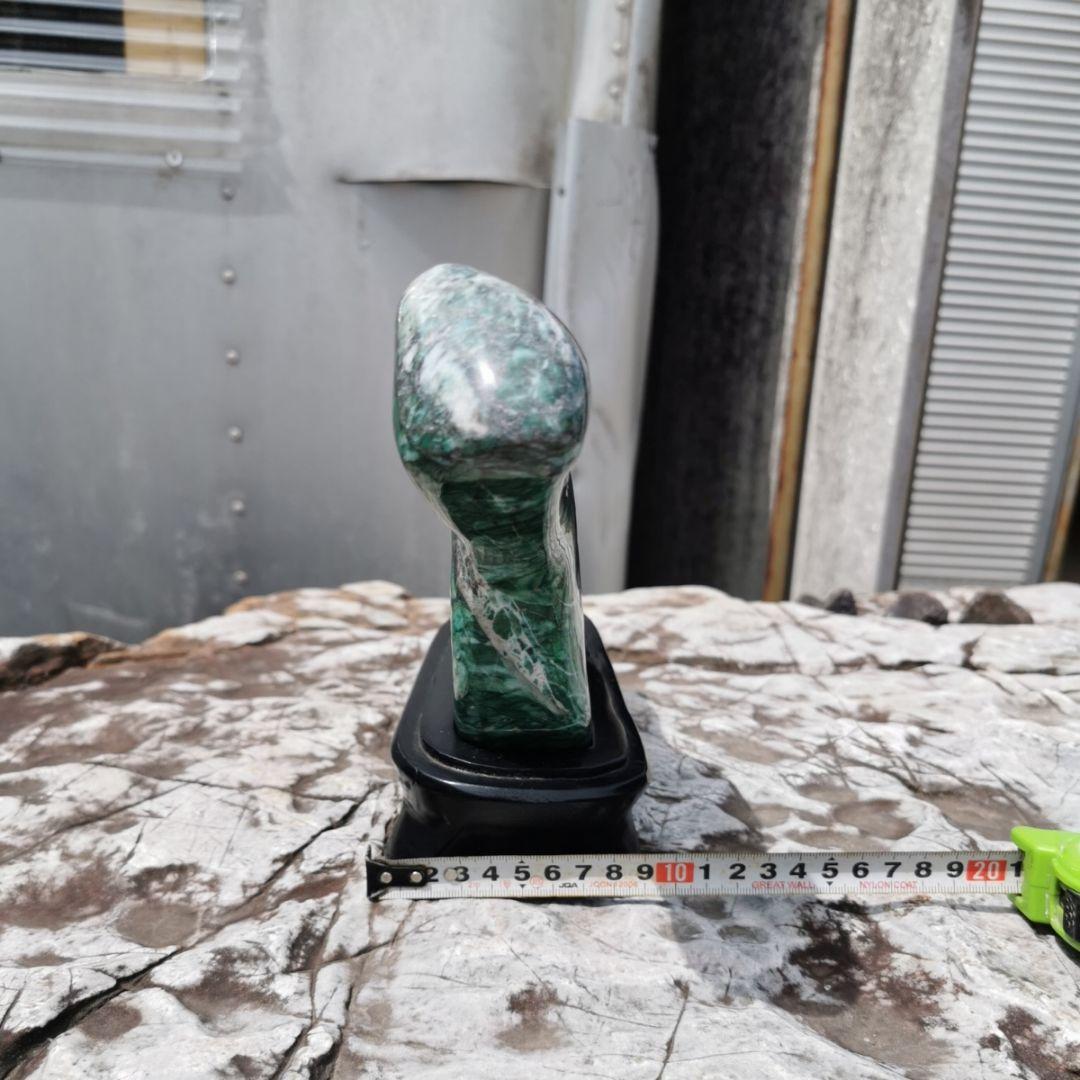 ナミビア翡翠　2  翡翠　ヒスイ　鑑賞石　石　置物　オブジェ　インテリア