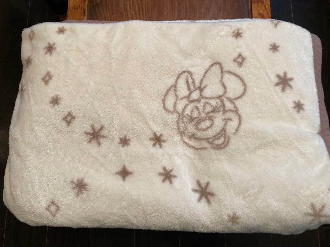 ユニクロ ヒートテック毛布 シングル毛布 ディズニー ミニーマウス