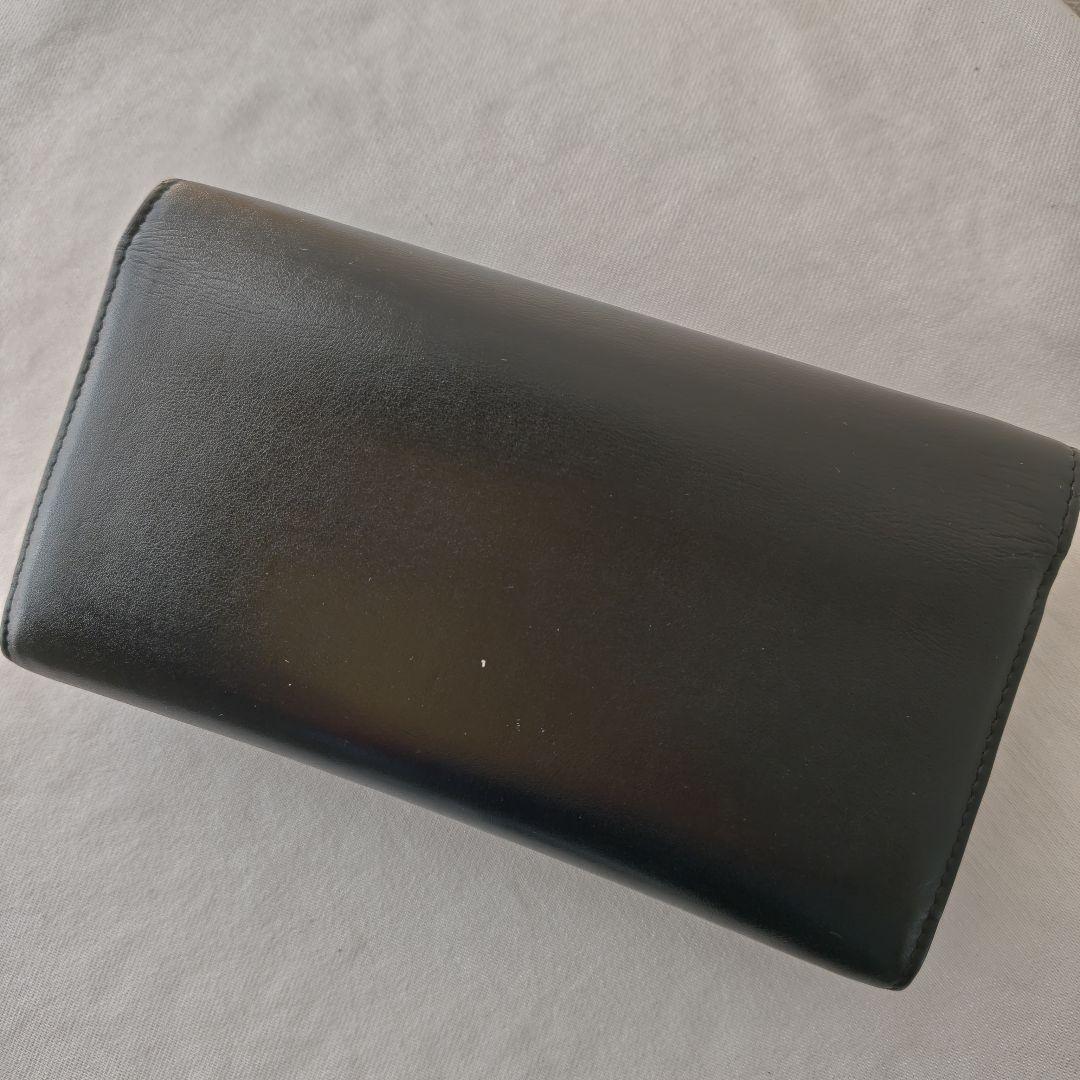 クリスチャンルブタン スタッズ マカロン フラップ 長財布 ブラック