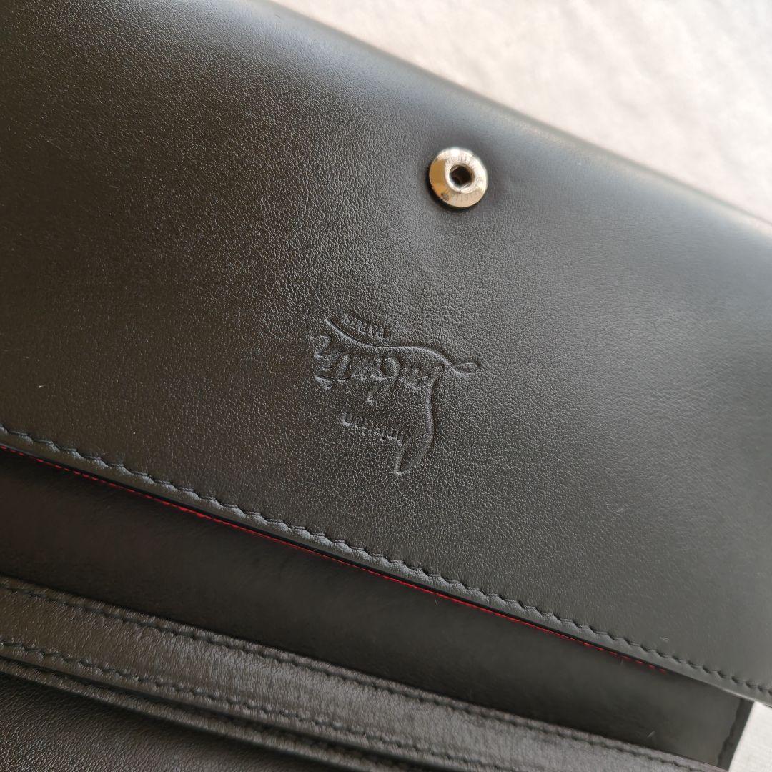 クリスチャンルブタン スタッズ マカロン フラップ 長財布 ブラック