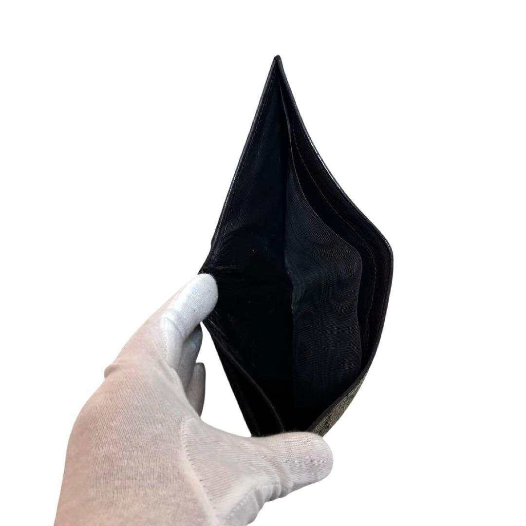 人気　グッチ　折り財布　ベージュ　GG柄　フラップ　PVC