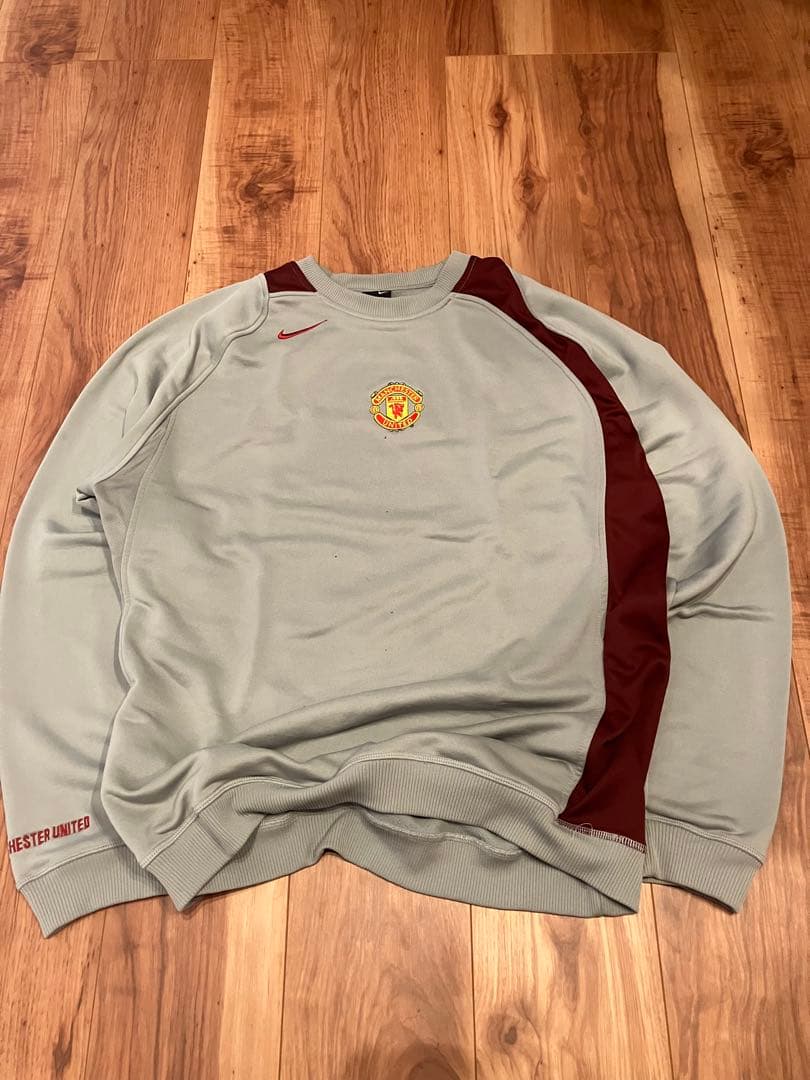 マンチェスターユナイテッド Nike スウェット 古着 希少　XL