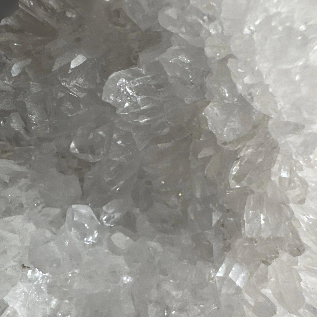 水晶 クラスター 大 台座付き