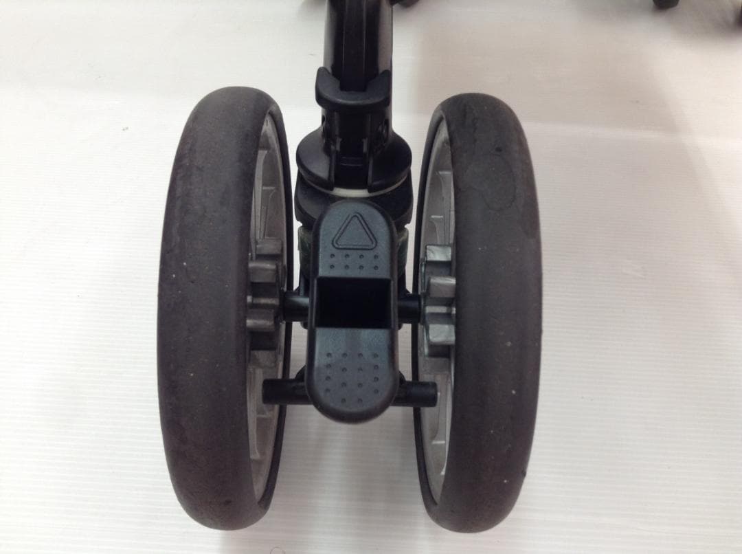 combi コンビ アンブレッタ 4キャス エッグショック 水洗い洗浄済み