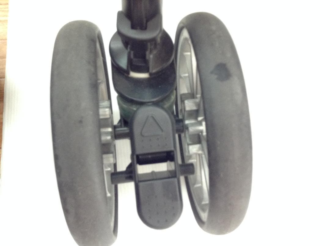 combi コンビ アンブレッタ 4キャス エッグショック 水洗い洗浄済み