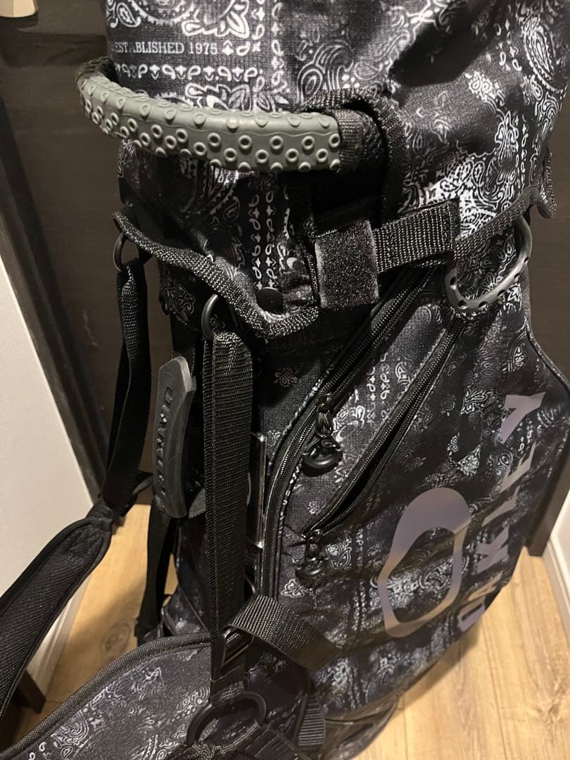 OAKLEY バンダナ柄 キャディバッグ