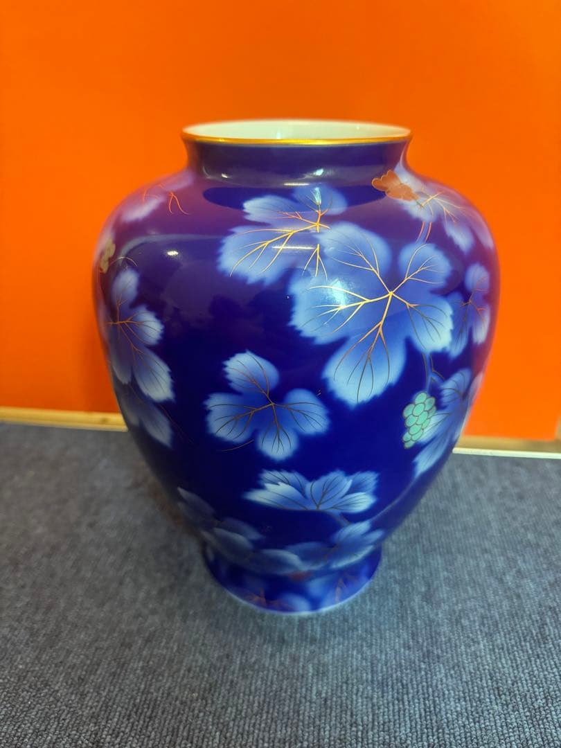 1566深川製磁　瑠璃　花瓶　金彩　未使用