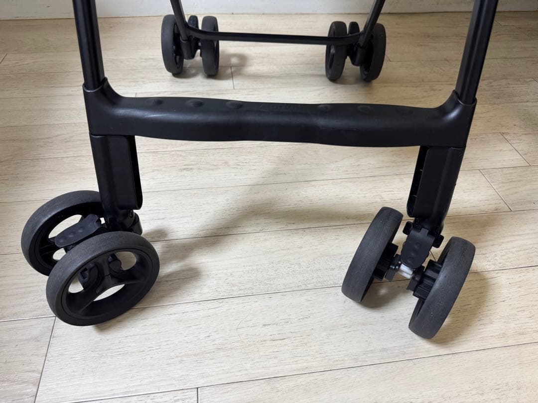 マーニ　美品Aprica カルーンエアー AD アニマルグレー