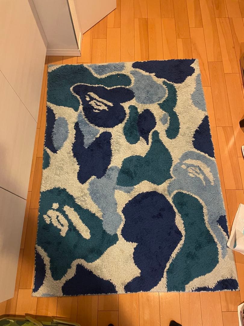 A BATHING APE アクリルラグ 約140x200cm