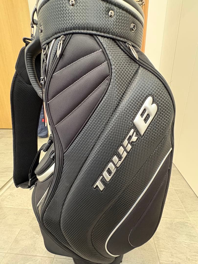 TOUR B ゴルフバッグ ブラック　フードあり