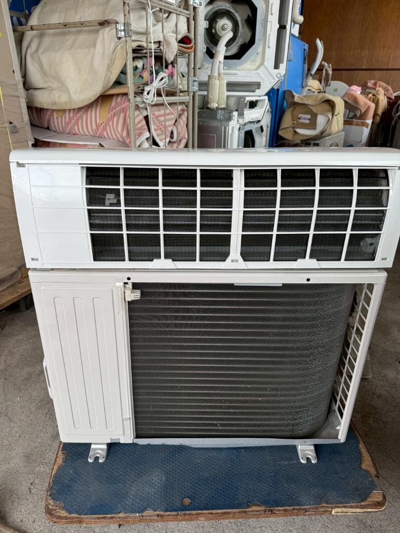 B PanasonicルームエアコンCS-362DJ2-W12畳用2022年製