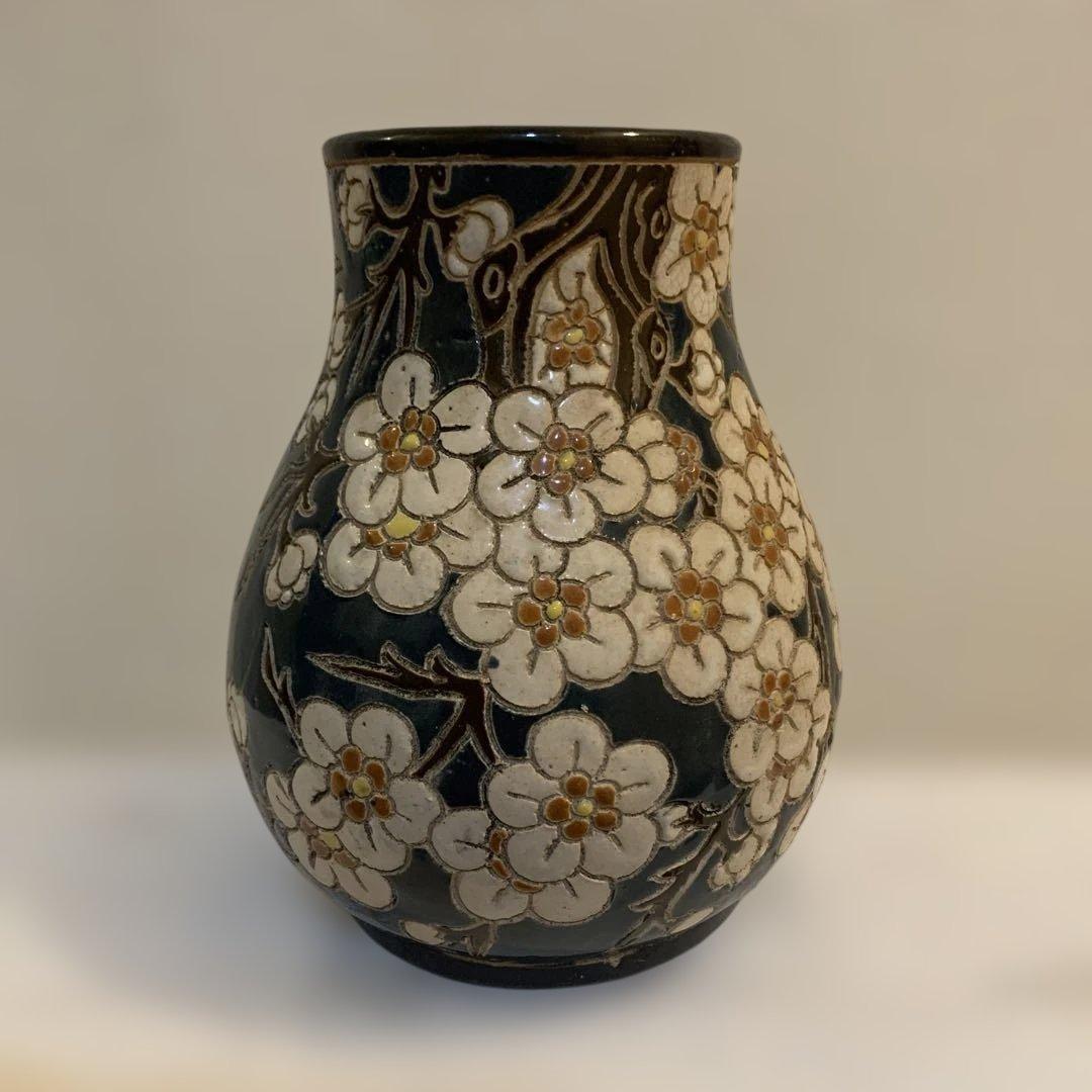 ベトナム　ヴィンテージ花器　ビエンホア　花柄　陶器　花瓶 珍品！