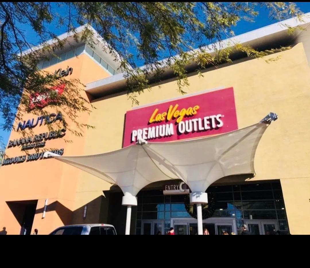 COACHコーチ 高級スムースレザータビーミディアム二つ折り財布