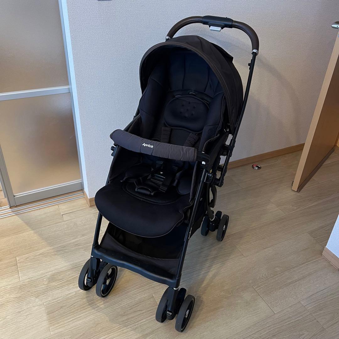 Aprica アップリカ ラクーナクッションフリー AB 2022年