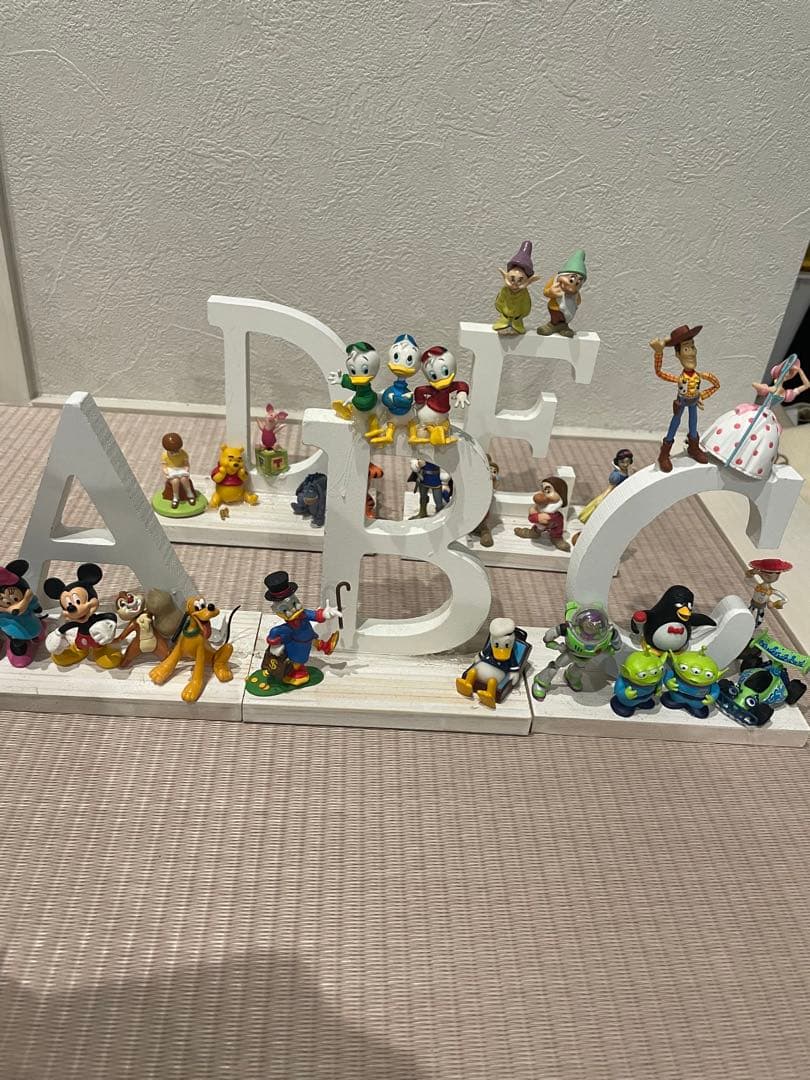 ウェルカムスペース テーブルナンバー 結婚式 アルファベット イニシャル