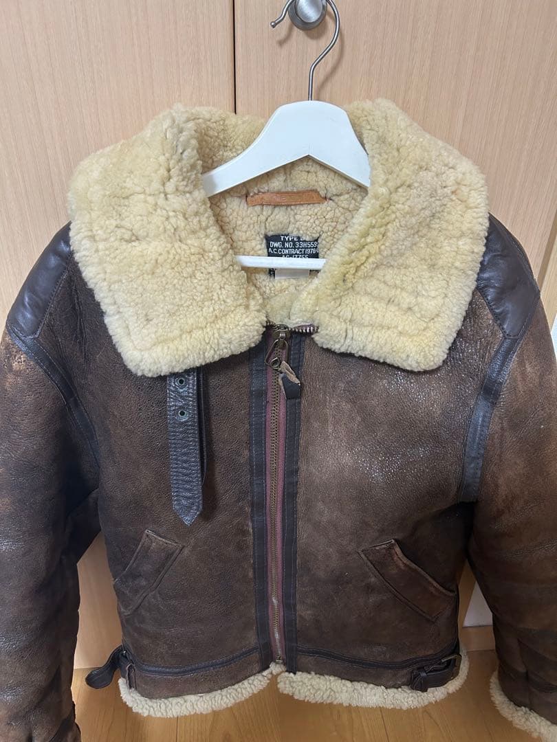 AVIREX B3 サイズ USA AVIREX ムートン フライトジャケット