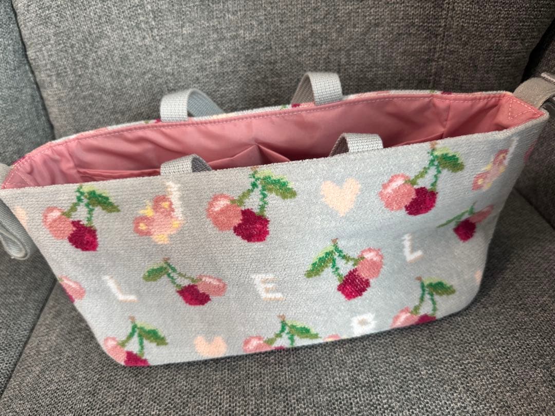 匿名配送　FEILER キープスマイリングチェリー　ベビーカーポーチ