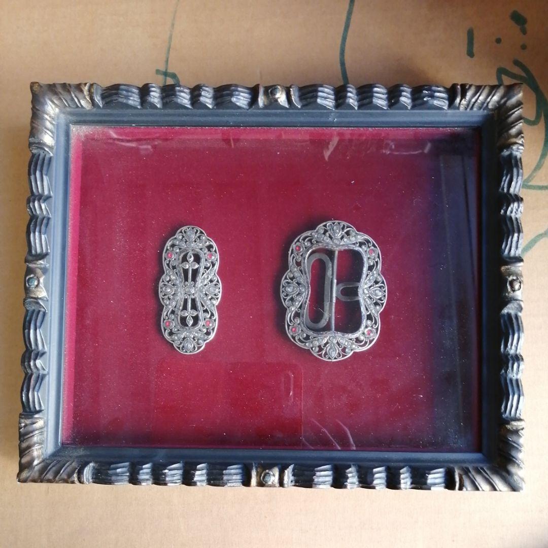 アンティーク　バックル　額装　額縁　壁掛け　オブジェ