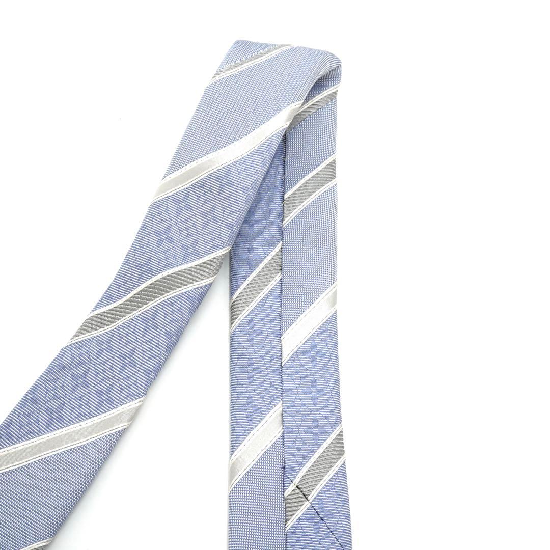 ✨新品未使用品✨　LOUIS VUITTON ネクタイ　モノグラム　ストライプ