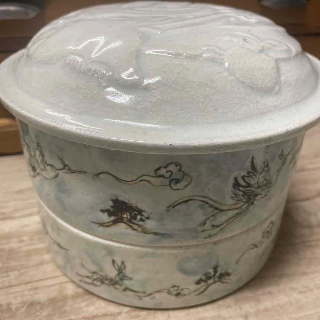 松本郁美　貫入色絵二段重箱（女人神）蓋物