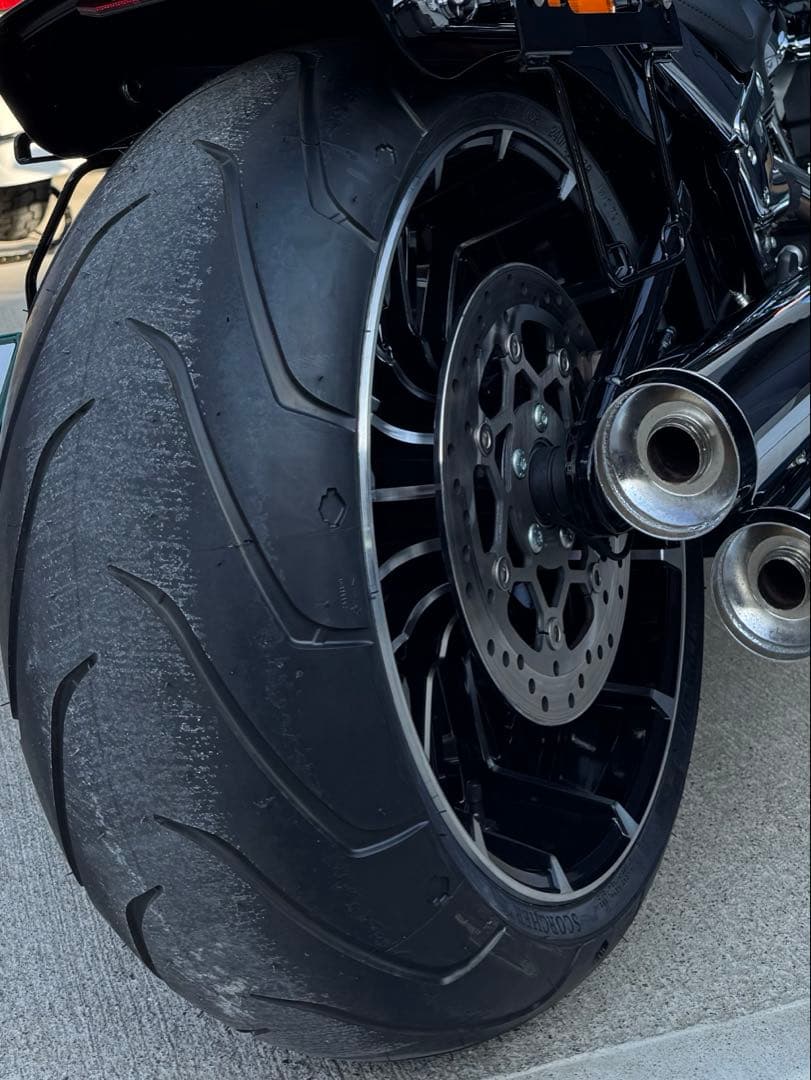 ハーレー ミシュラン リア タイヤ 240/40/18 MICHELIN