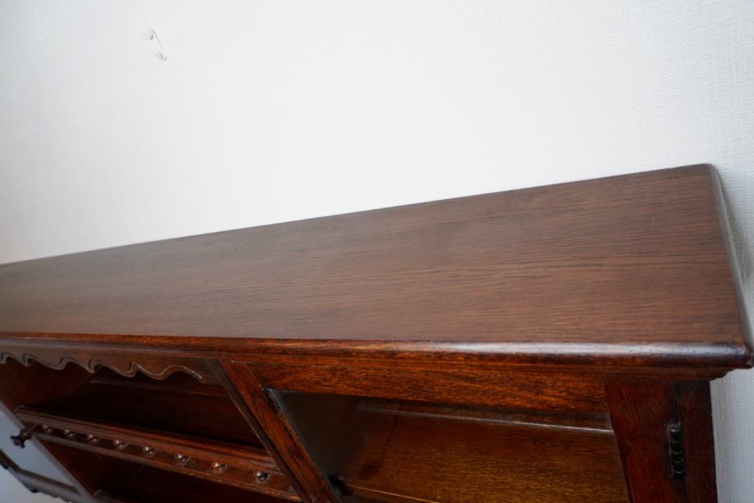 ド*ん様 イギリス アンティーク カップボード 1940年代