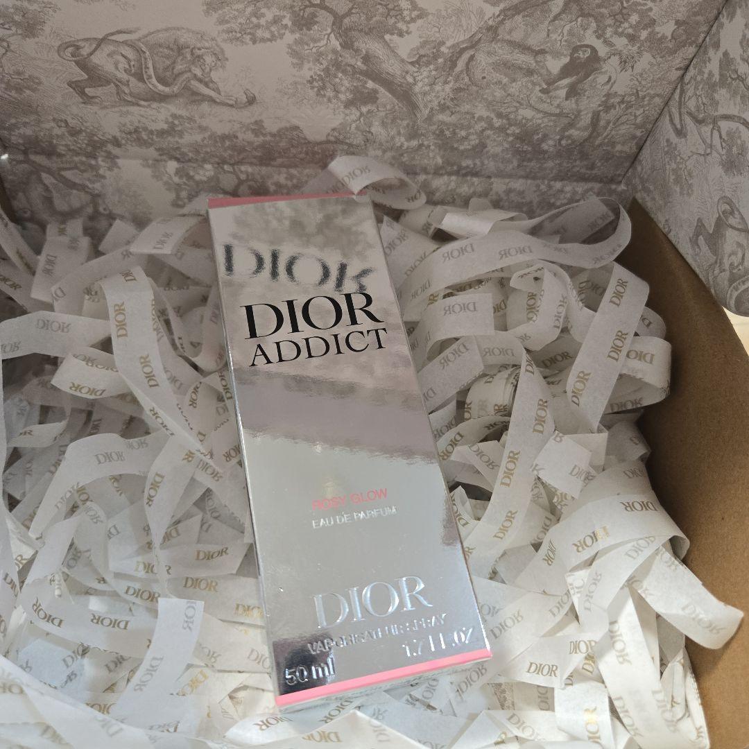 Dior Addict ロージーグロウ50ml 女性用香水