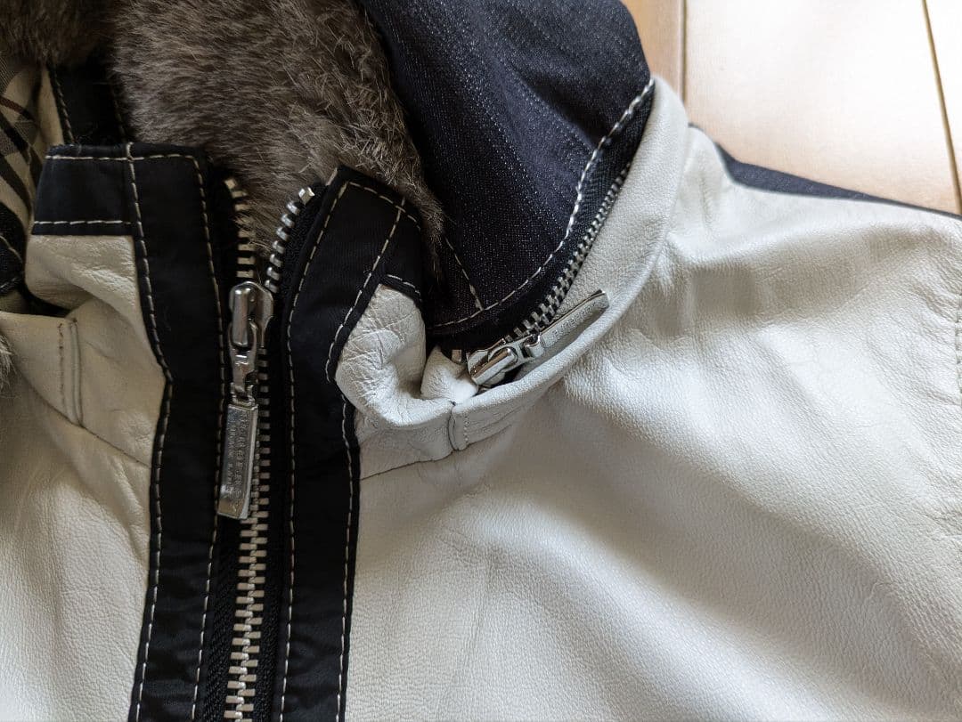 【美品】バーバリーブラックレーベル　ホワイト羊革レザージャケット M