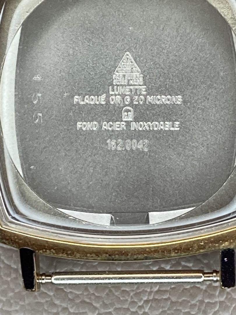 オメガ ジュネーヴの新品純正ケース