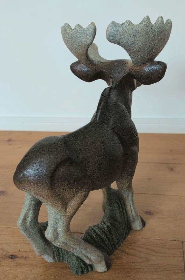 スウェーデン Nittsjo製 エルク：Thomas Hellstorm