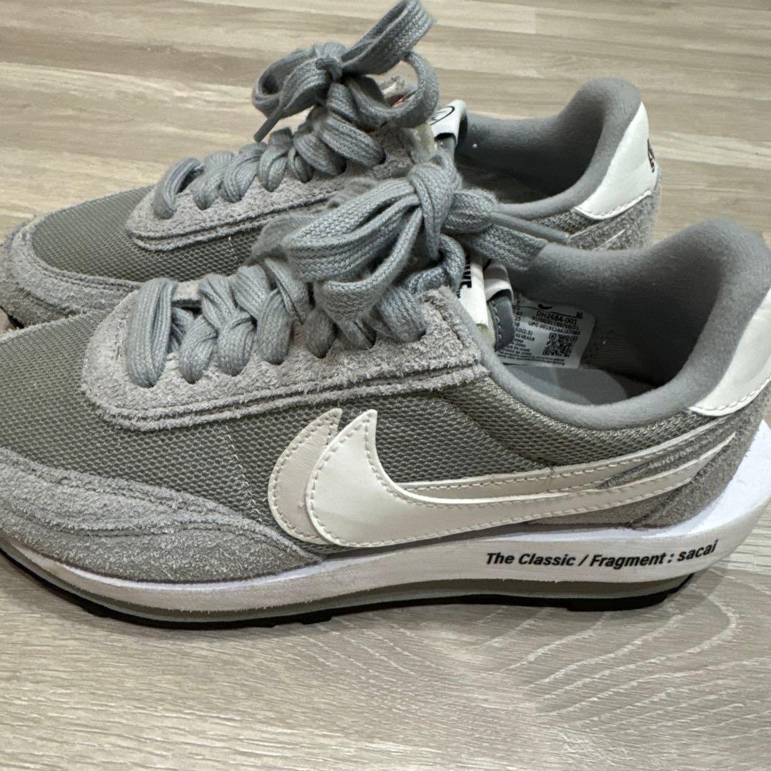 Nike sacai fragment スニーカー
