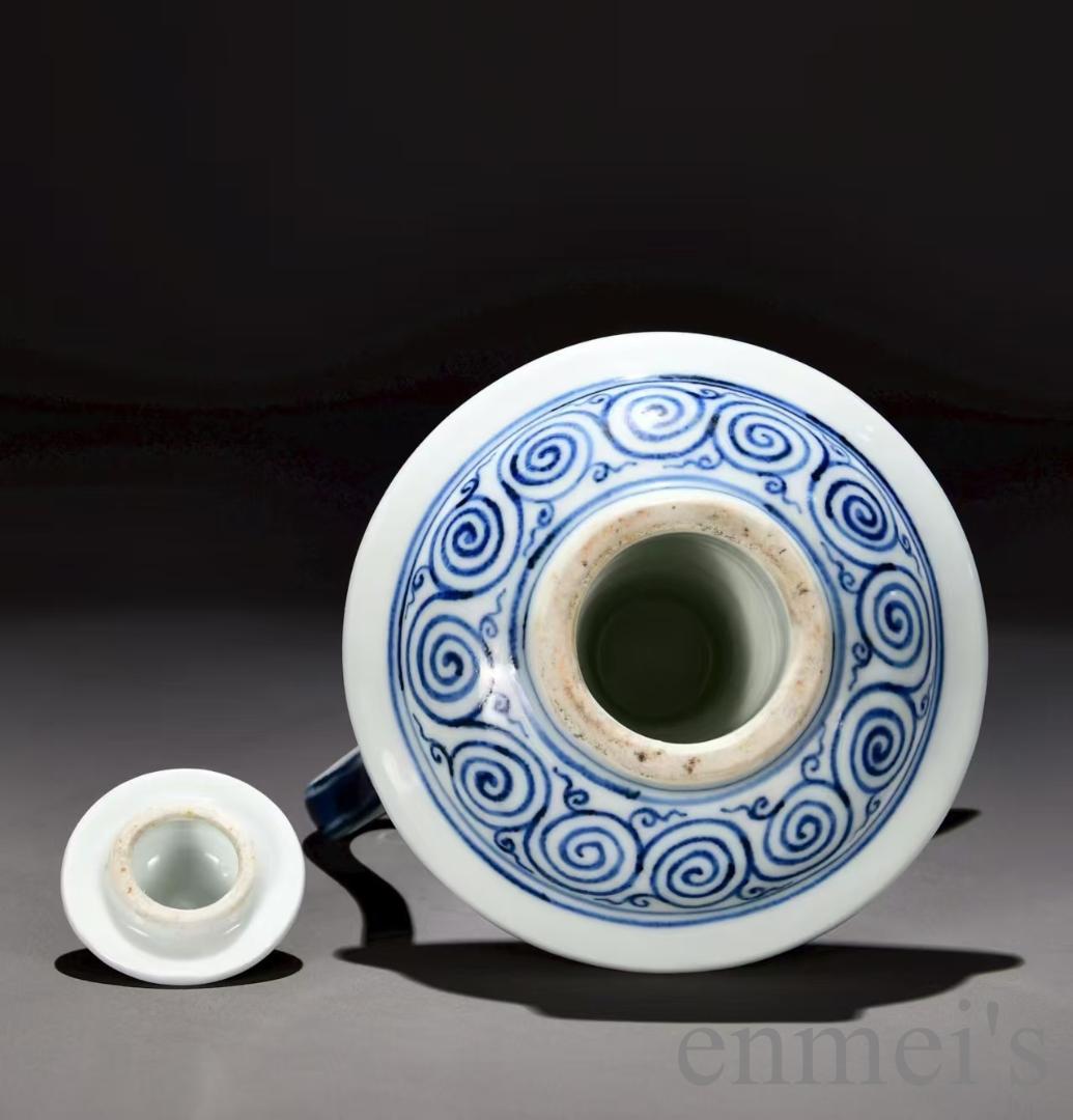 中国古美術・明宣徳製・青花巻草紋油灯・青白磁・唐物・骨董品・時代物・古陶磁・古玩